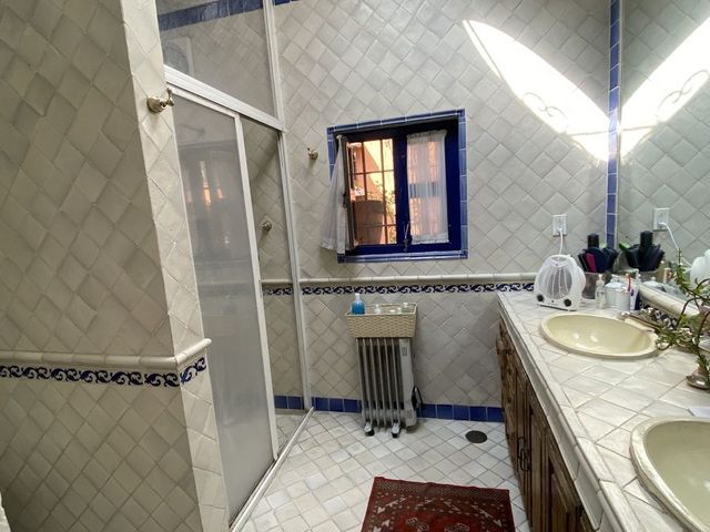 place photo 48
