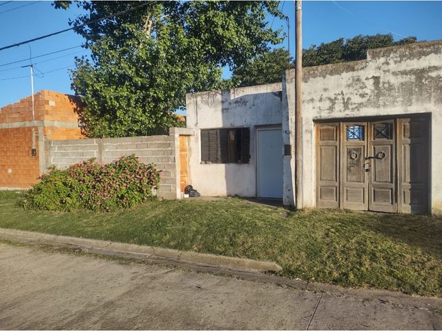 Venta | Casa  | 2 dorm | a refaccionar Maipu y Merlo