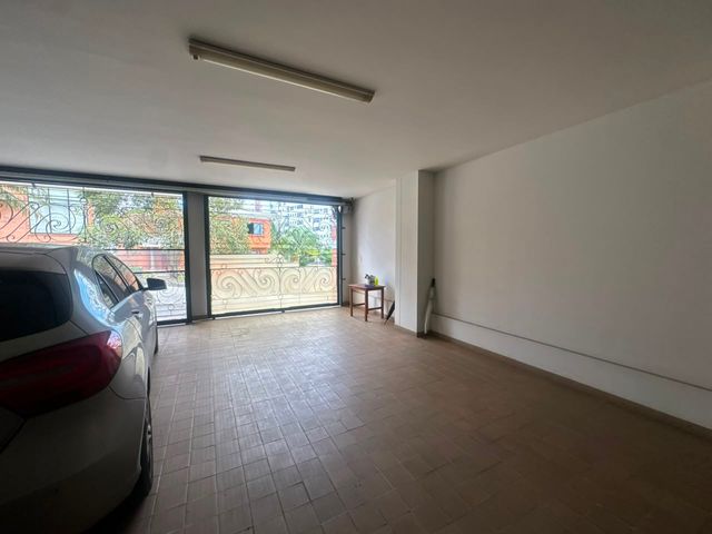 place photo 70