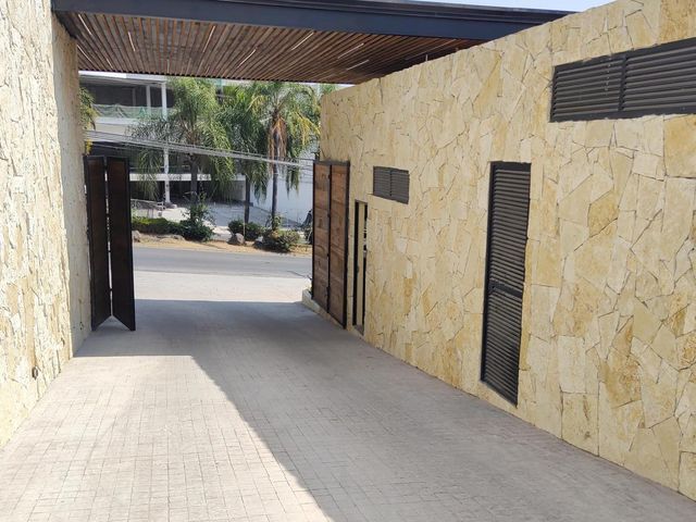 place photo 53