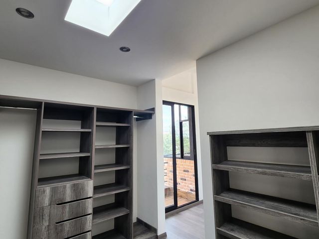 place photo 60