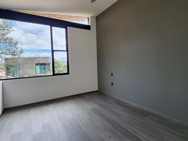 place photo 56