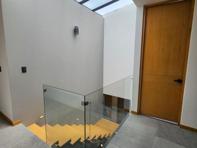 place photo 53