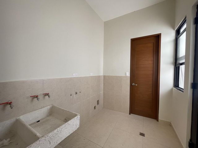 place photo 49