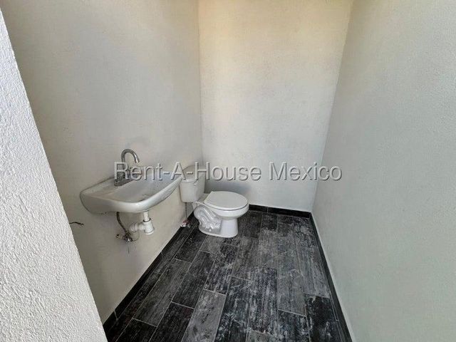 place photo 25