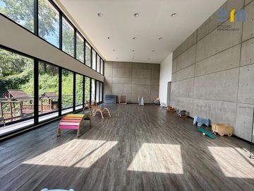 place photo 26