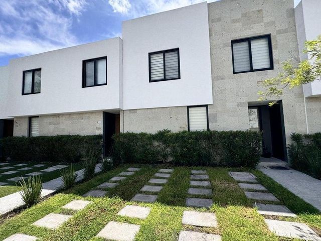 place photo 37