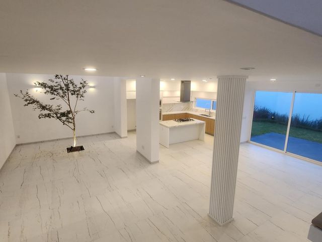 place photo 66