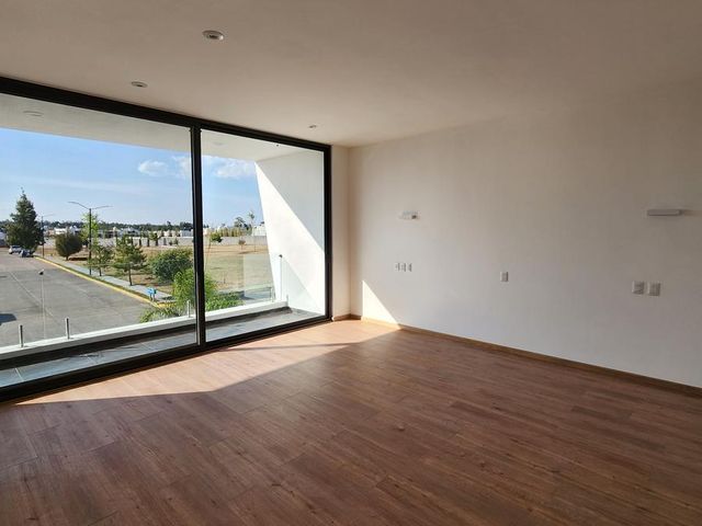 place photo 49