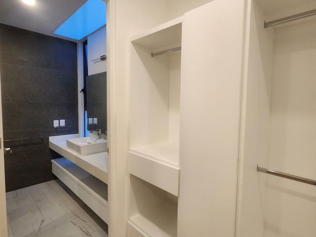 place photo 71