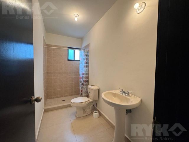 place photo 47