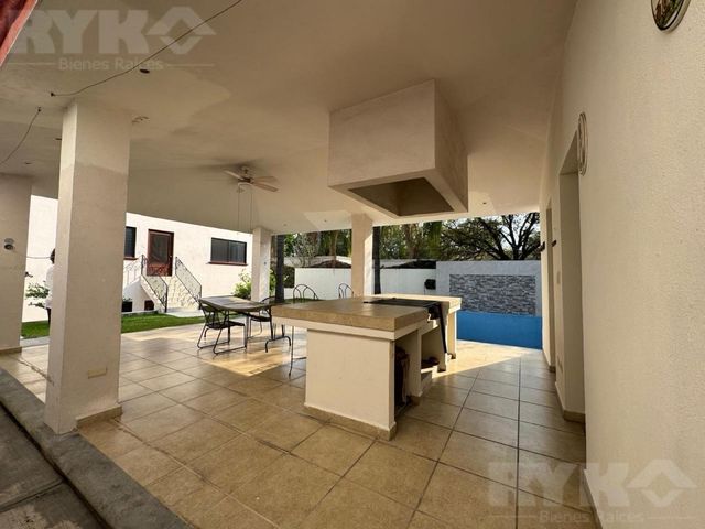 place photo 40