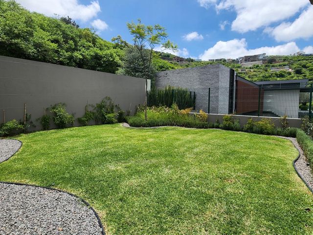 place photo 68