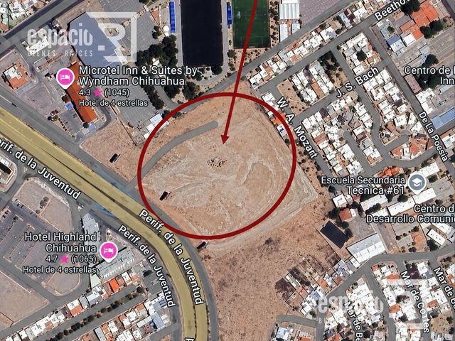 TERRENO SOBRE EL PERIFERICO DE LA JUVENTUD