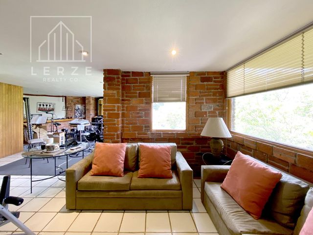 place photo 32