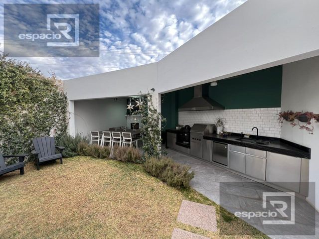 place photo 64