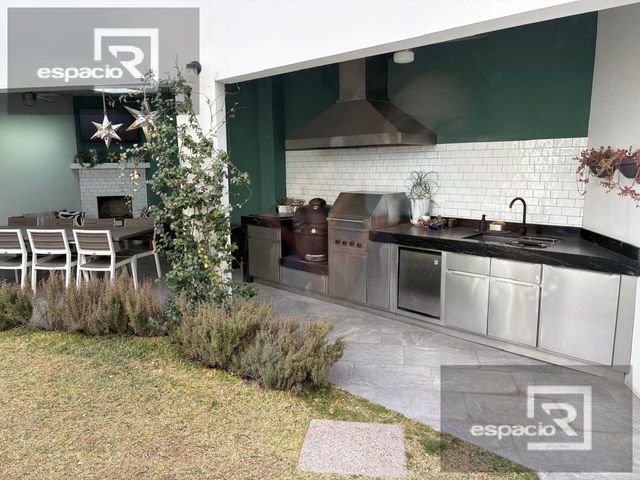 place photo 62