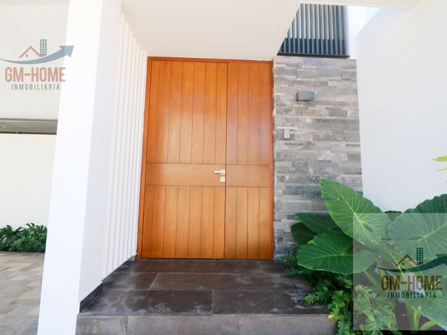 place photo 52