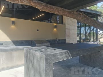 place photo 54