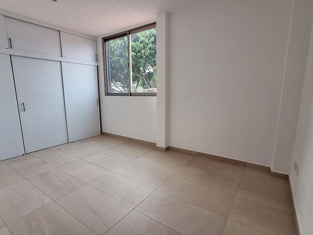 place photo 52
