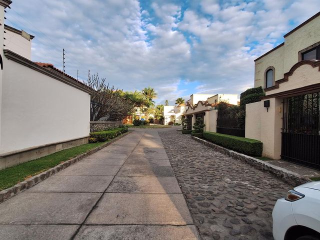 place photo 60