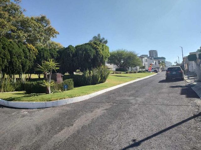 place photo 43