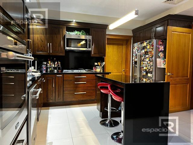 place photo 66