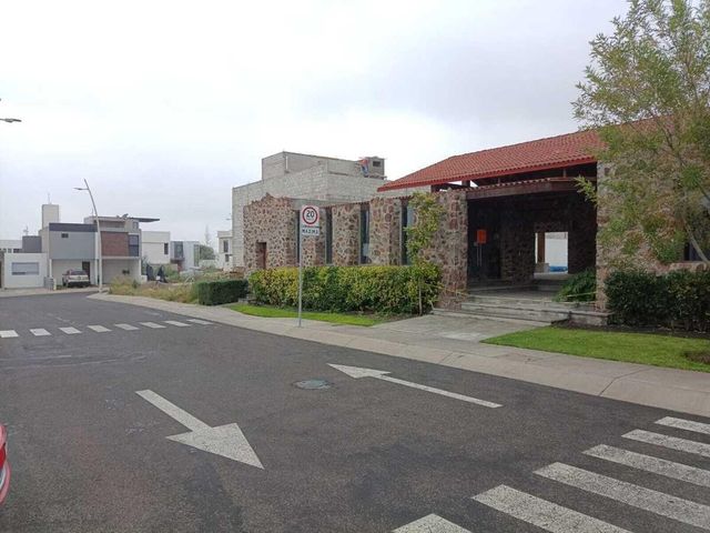 place photo 28