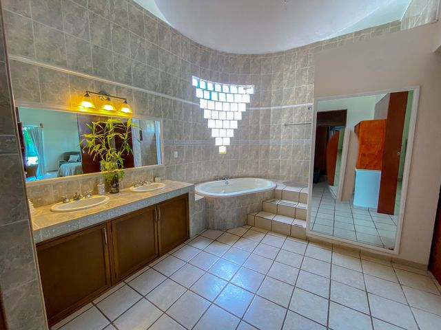 place photo 55
