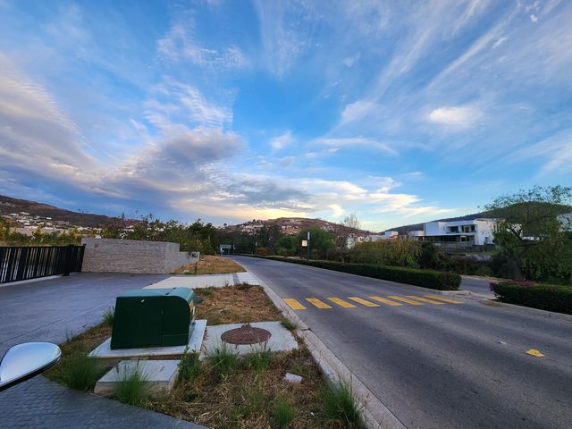 place photo 24