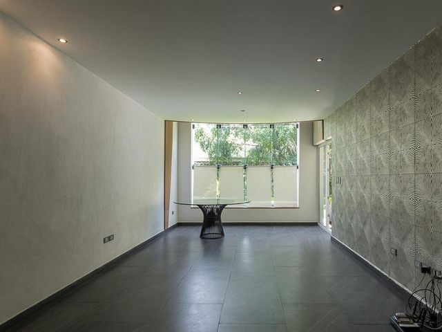 place photo 52