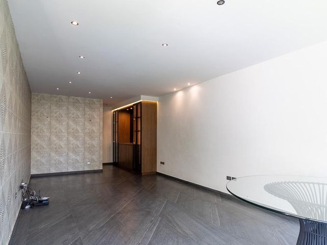 place photo 50