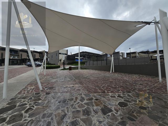 place photo 37