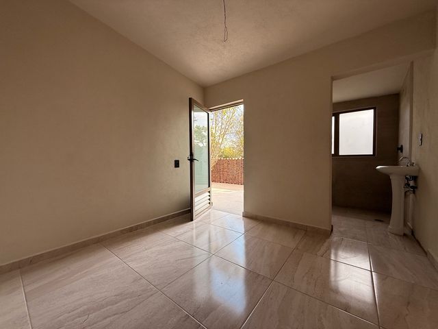 place photo 49