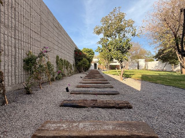 place photo 58