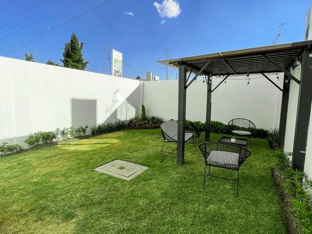 place photo 34