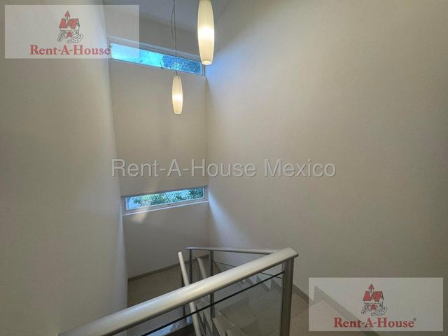 place photo 48