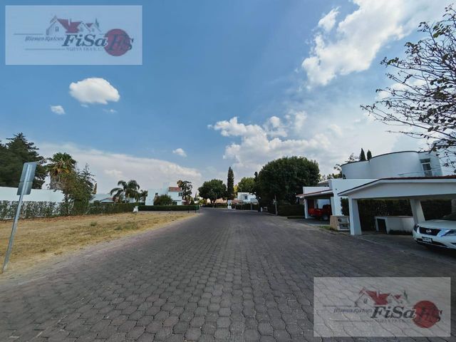 place photo 38