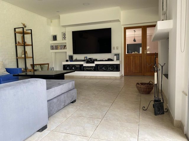 place photo 66