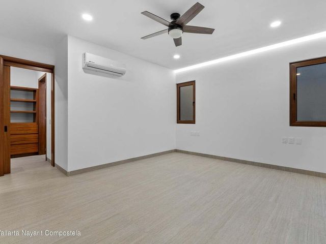 place photo 48