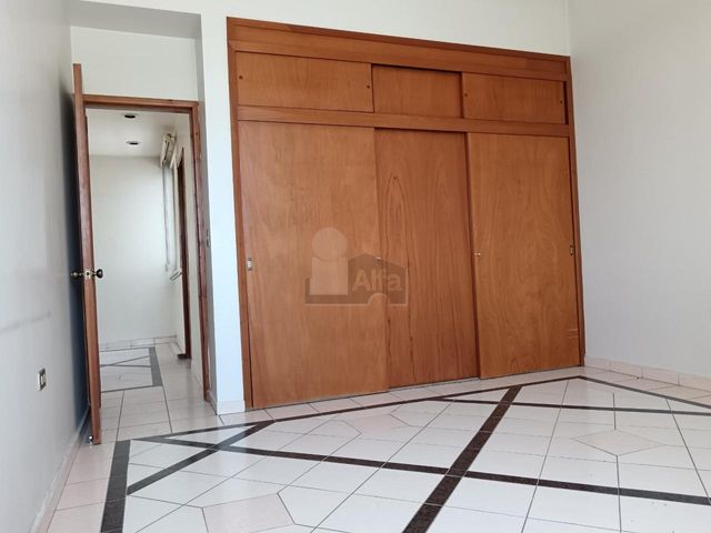place photo 48