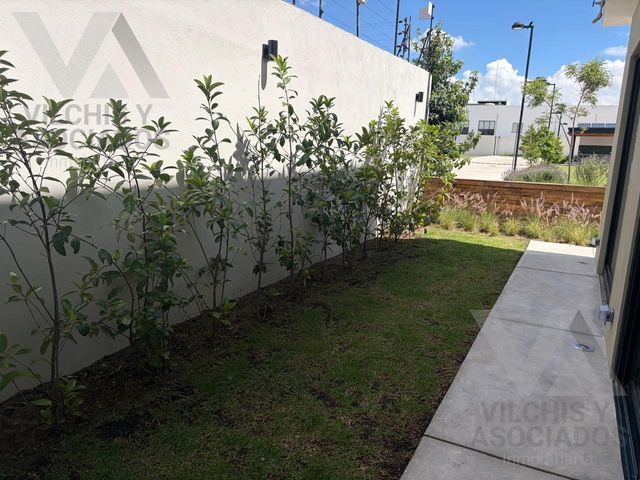 place photo 39