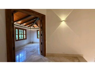 place photo 48