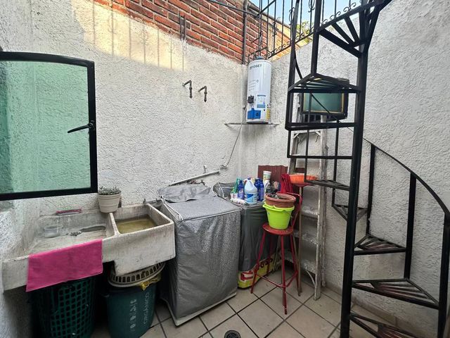 place photo 34