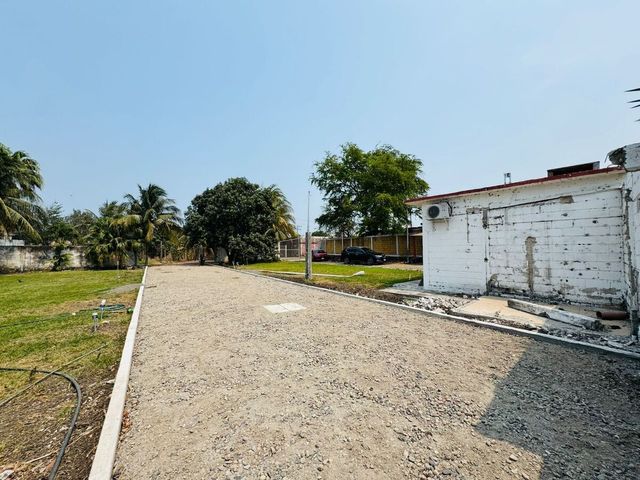 place photo 15