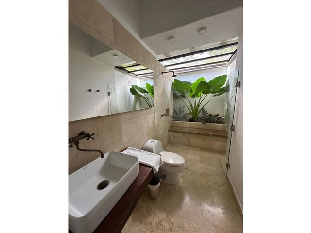 place photo 49