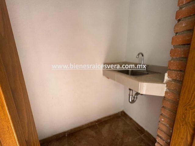 place photo 43