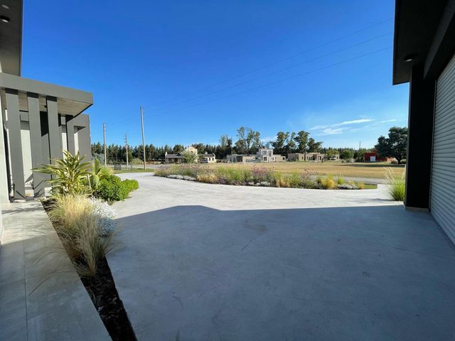 place photo 56