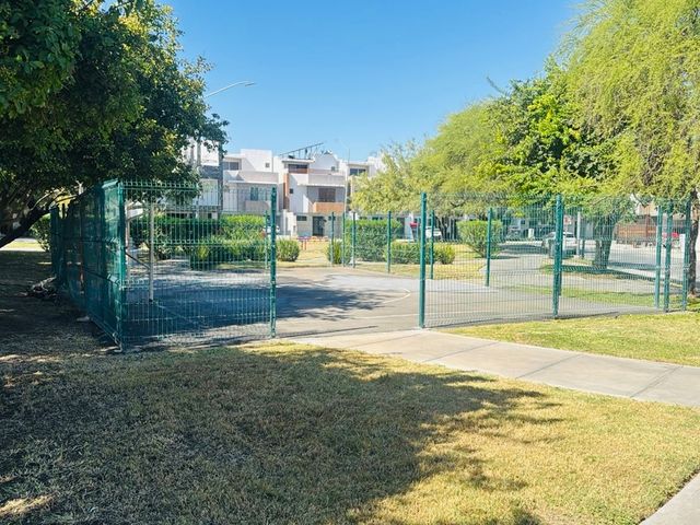 place photo 29