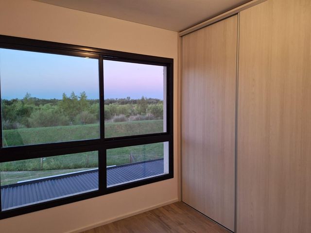 place photo 83